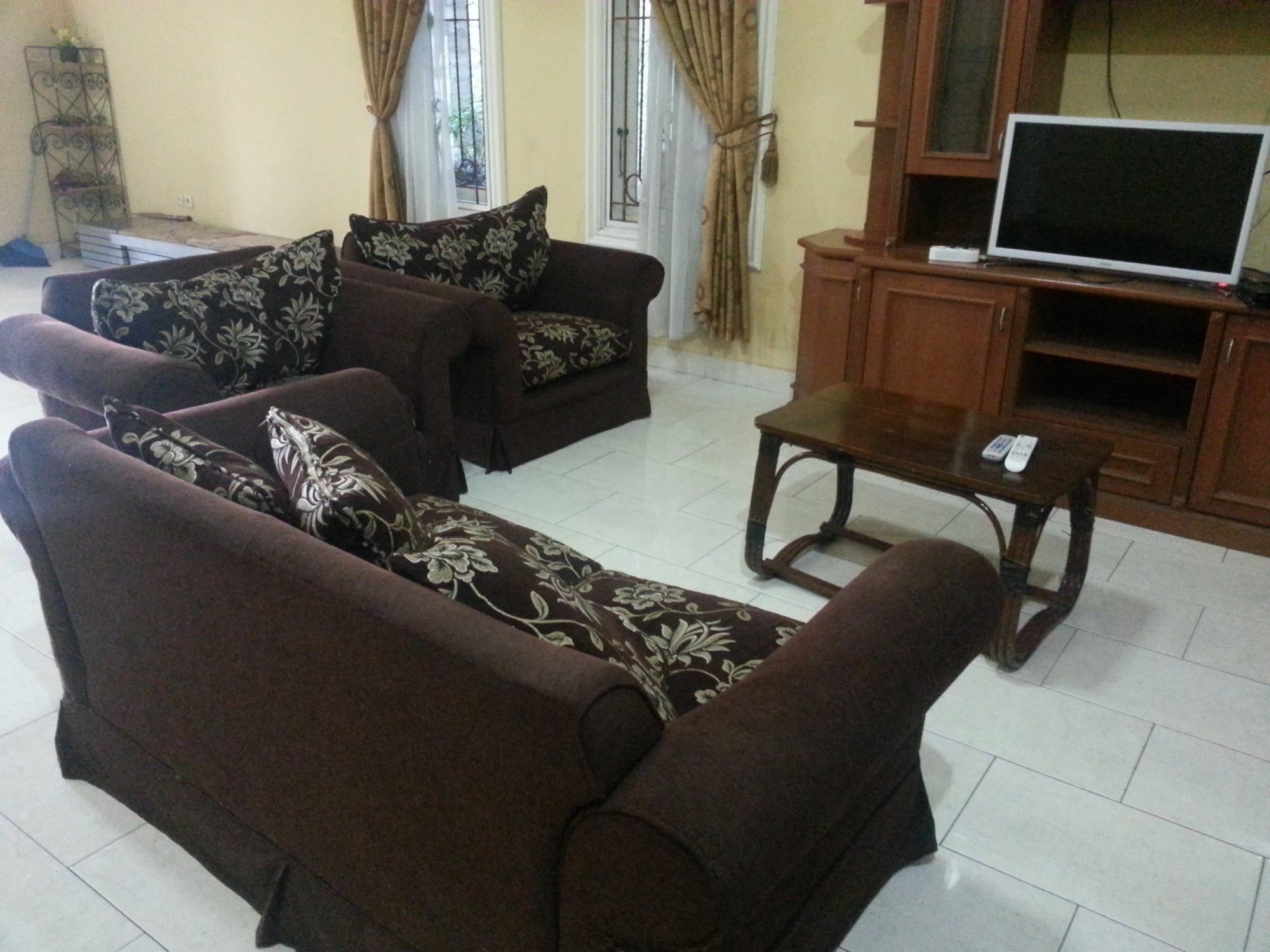 Villa Kota Bunga Blok C4-1 Cipanas (Bogor) Exterior foto